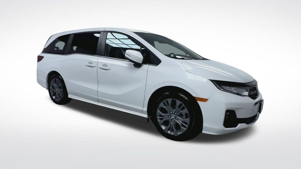 New 2026 Honda Odyssey Touring image 2