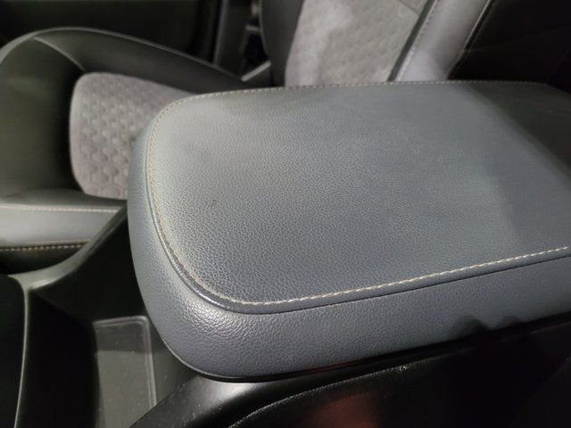 Used 2018 Chevrolet Colorado Z71 image 32