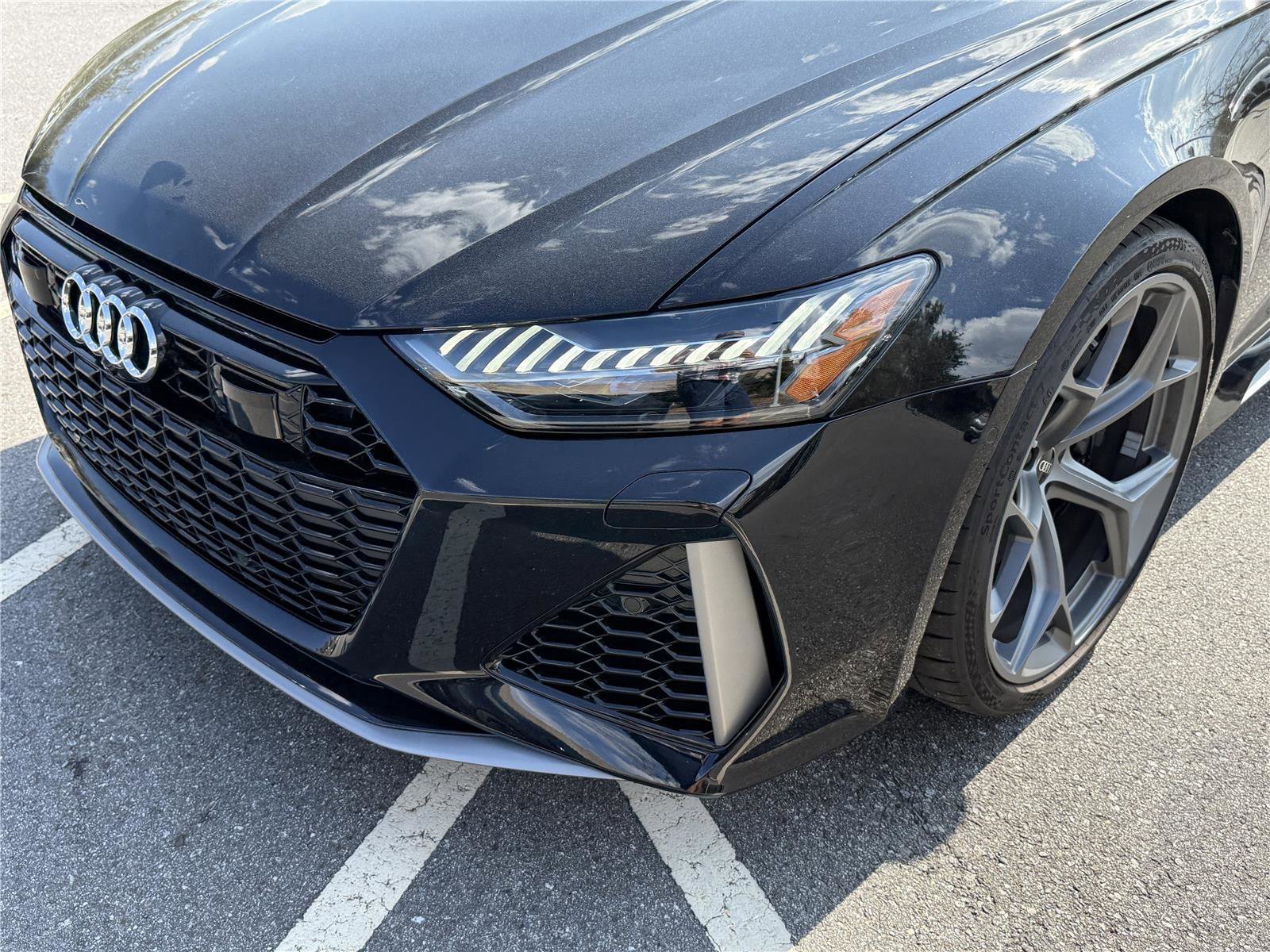 Used 2024 Audi RS 6 performance AWD/4WD image 10