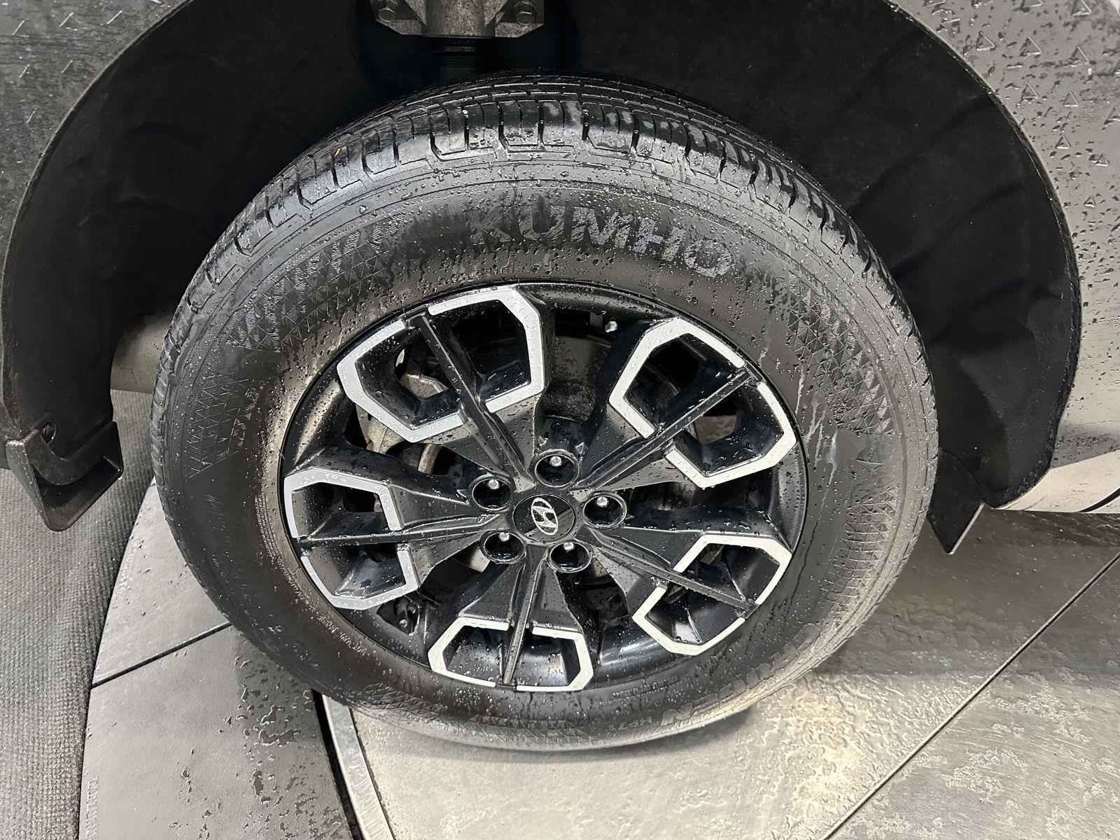 Certified 2023 Hyundai Santa Cruz SE image 11