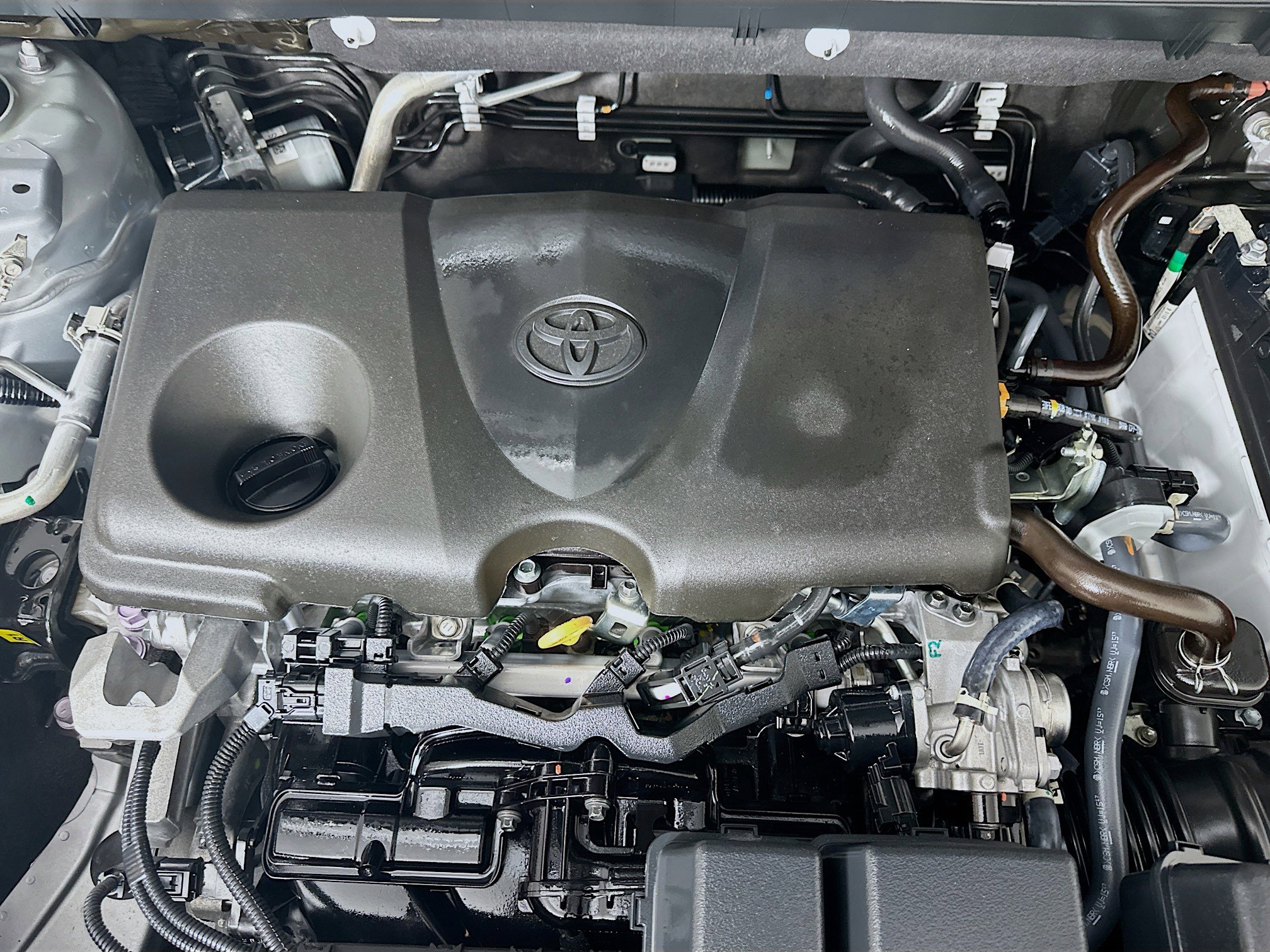 Used 2025 Toyota RAV4 LE image 33