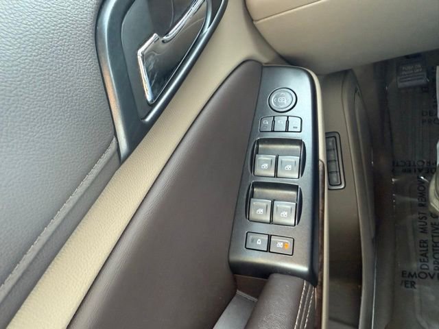 Used 2019 Chevrolet Suburban LT image 14