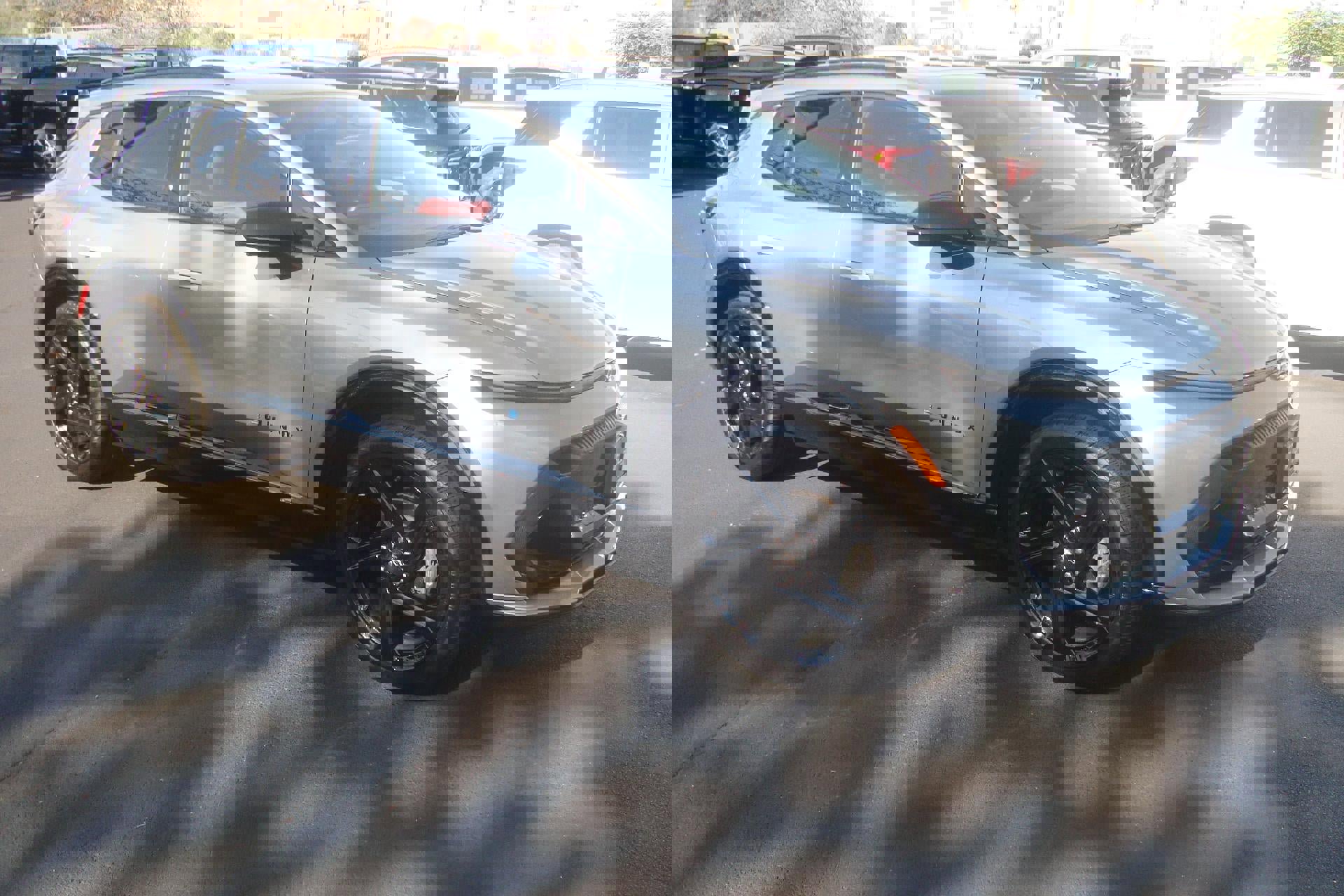 Used 2025 Chevrolet Equinox EV RS image 3