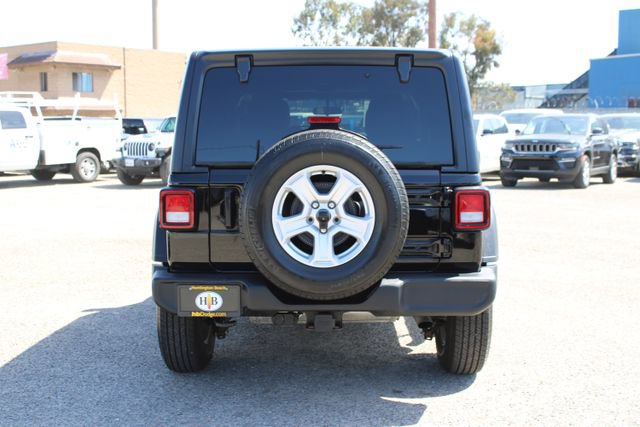 Used 2022 Jeep Wrangler Unlimited Sport AWD/4WD image 4