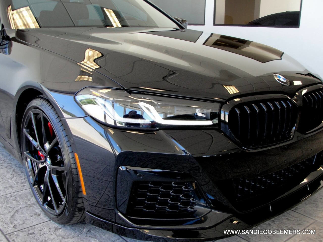 Used 2023 BMW 540i w/ M Sport Package RWD image 42