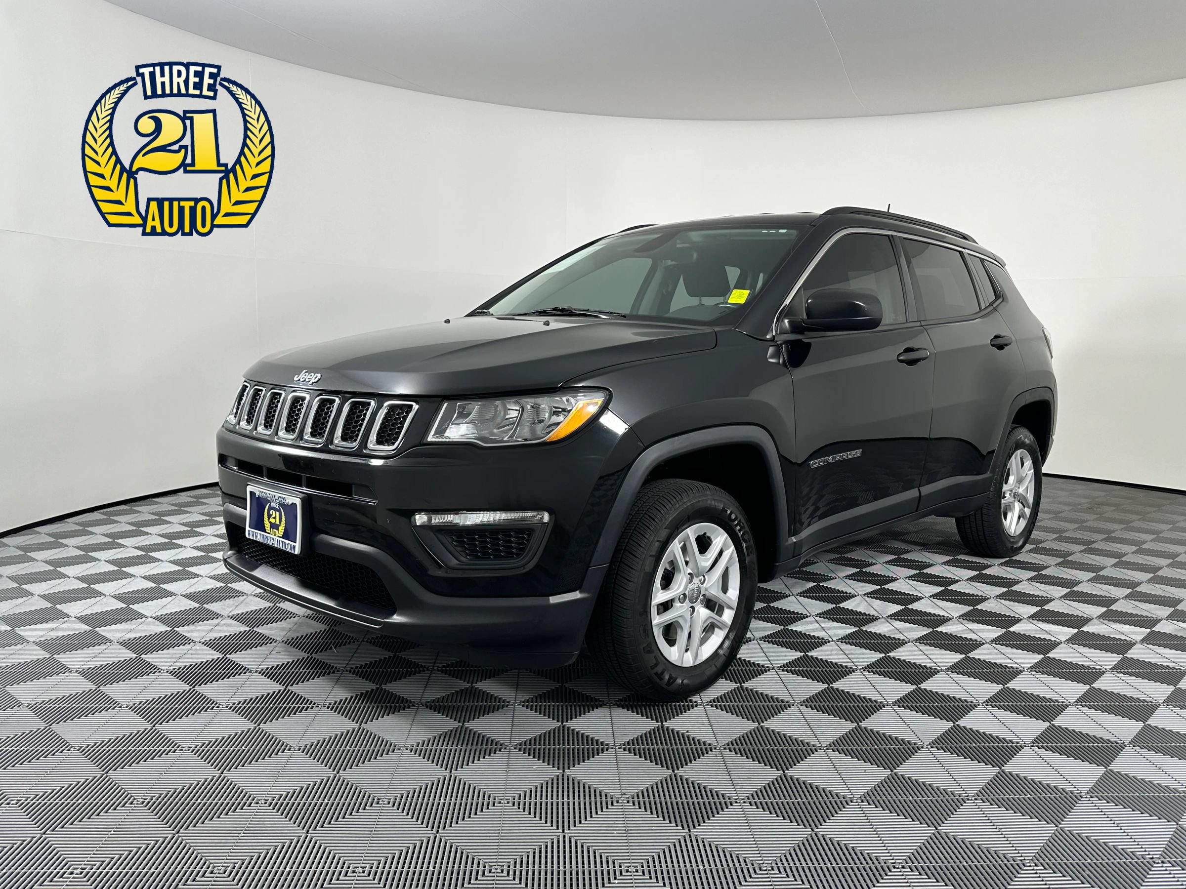 Used 2020 Jeep Compass Sport w/ Cold Weather Group AWD/4WD image 1