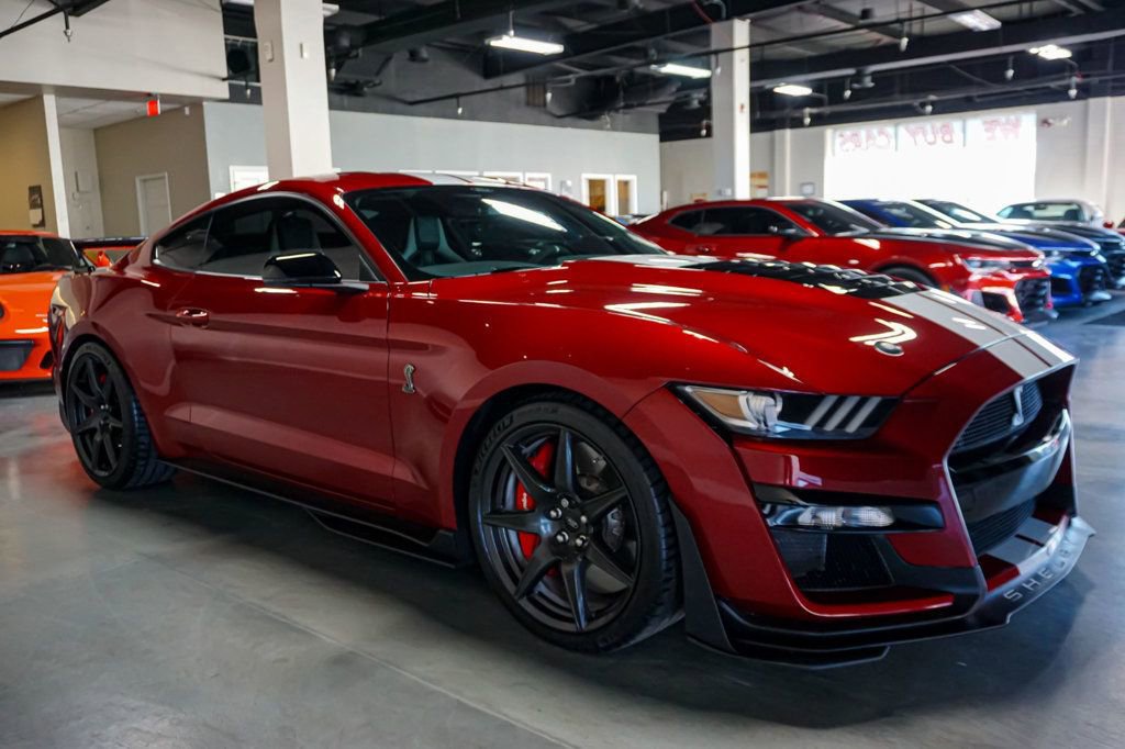 Used 2021 Ford Mustang Shelby GT500 w/ Carbon Fiber Track Pack RWD image 31