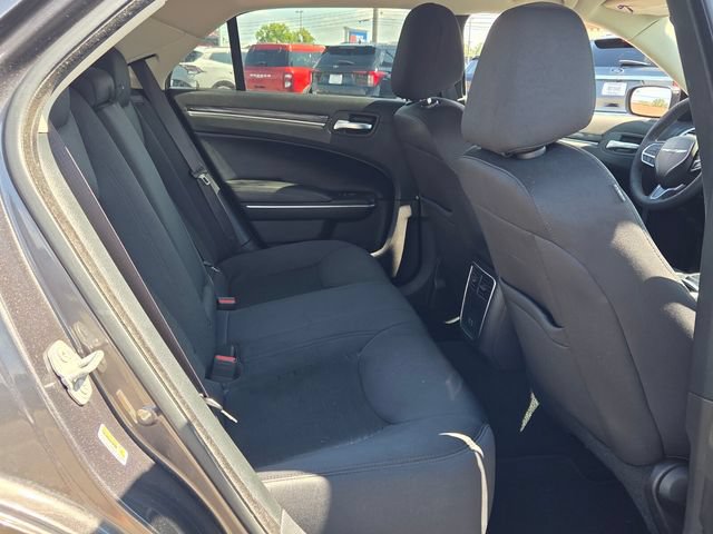 Used 2022 Chrysler 300 Touring w/ Sport Appearance Package RWD image 15