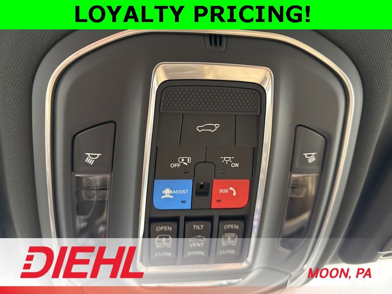 New 2025 Jeep Grand Cherokee Limited image 35