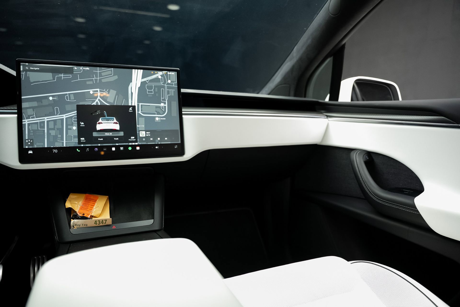 Used 2023 Tesla Model X Plaid image 39