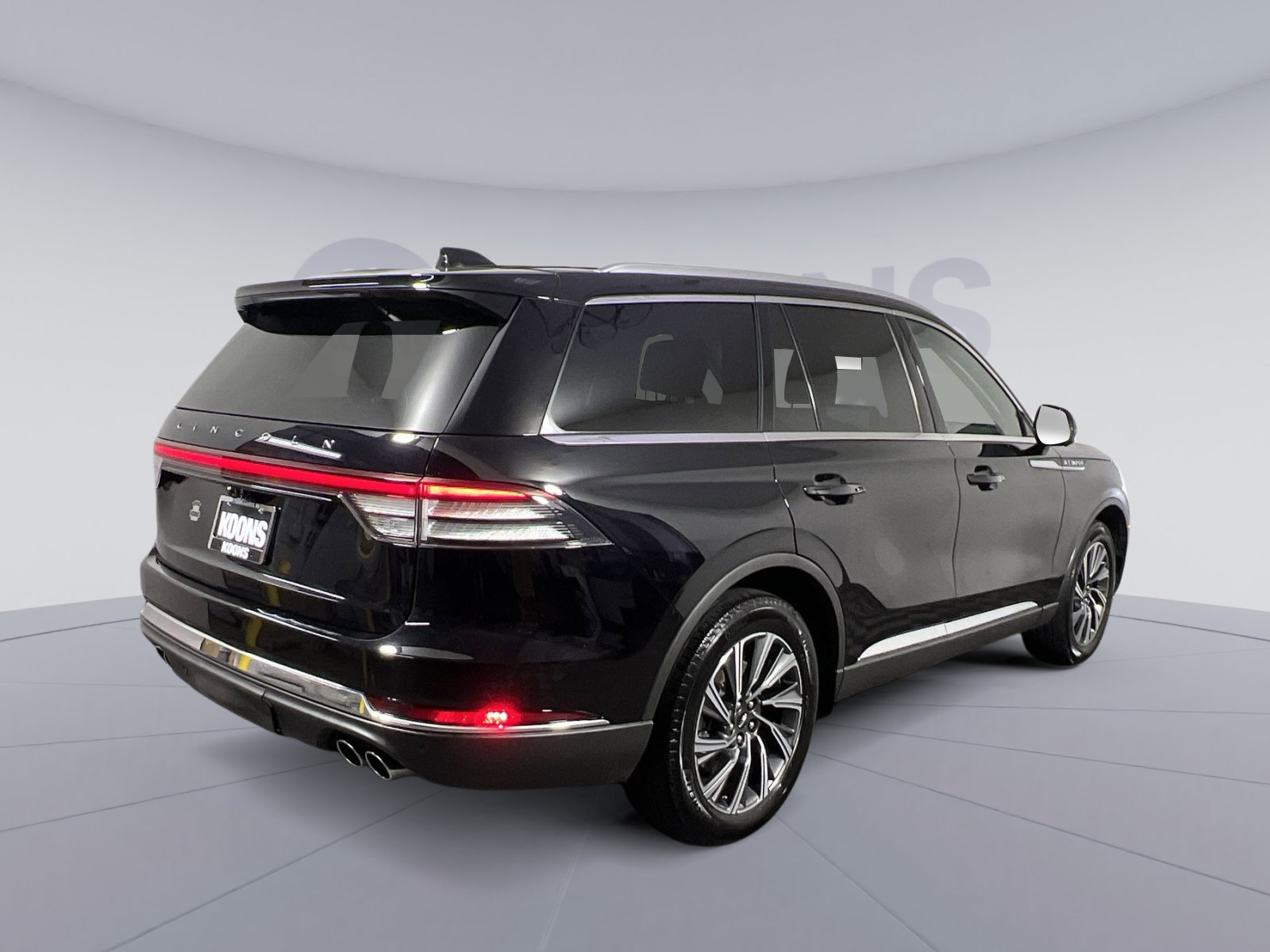 Used 2025 Lincoln Aviator AWD image 11