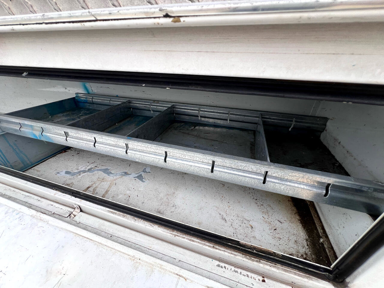 Used 2001 Ford F350 XL image 49