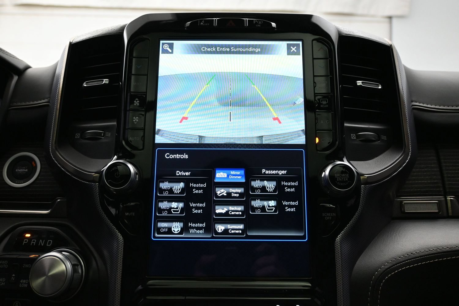 Used 2020 RAM 1500 Limited w/ Black Appearance Package AWD/4WD image 32