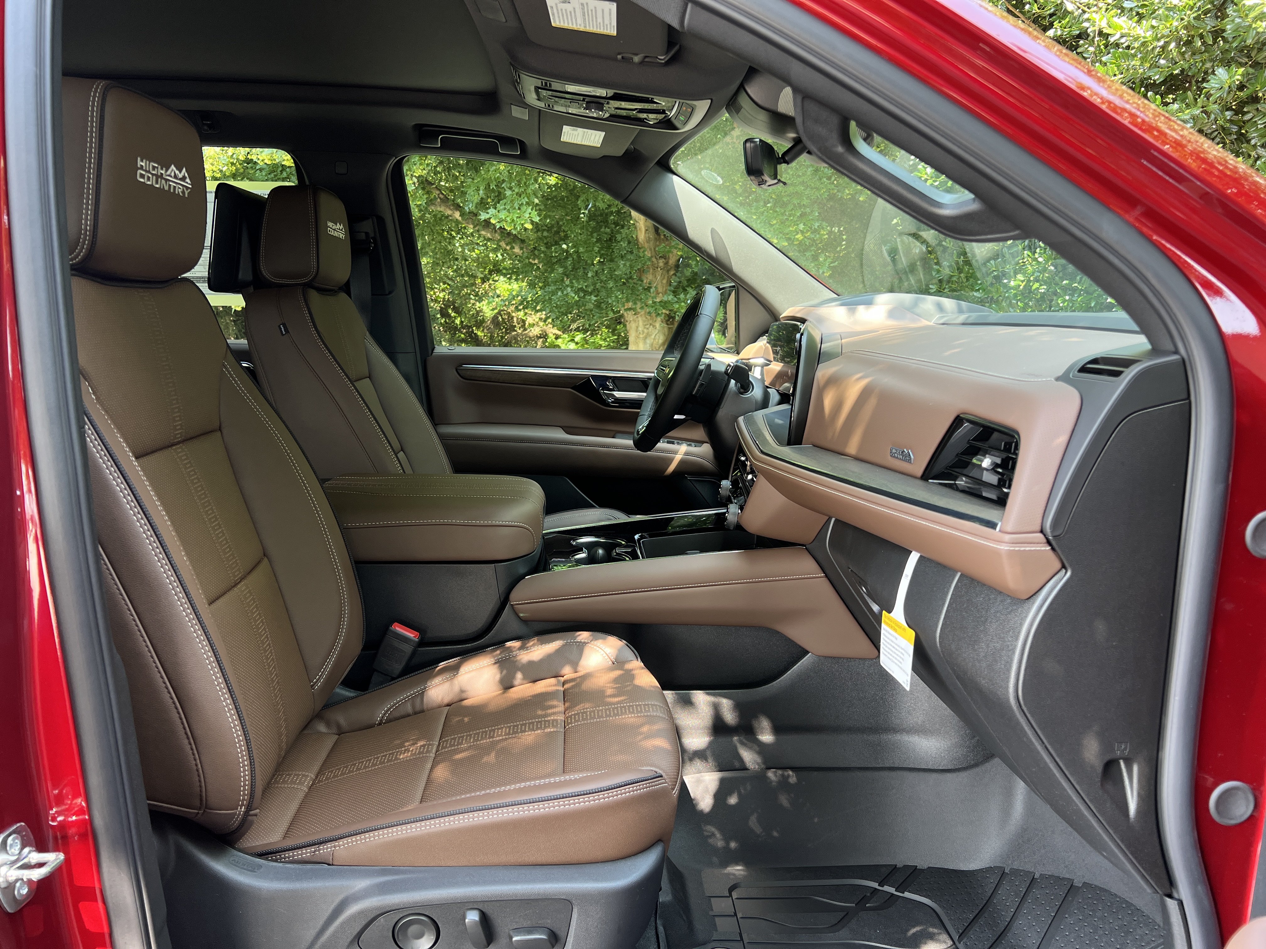 New 2026 Chevrolet Tahoe High Country AWD/4WD image 34