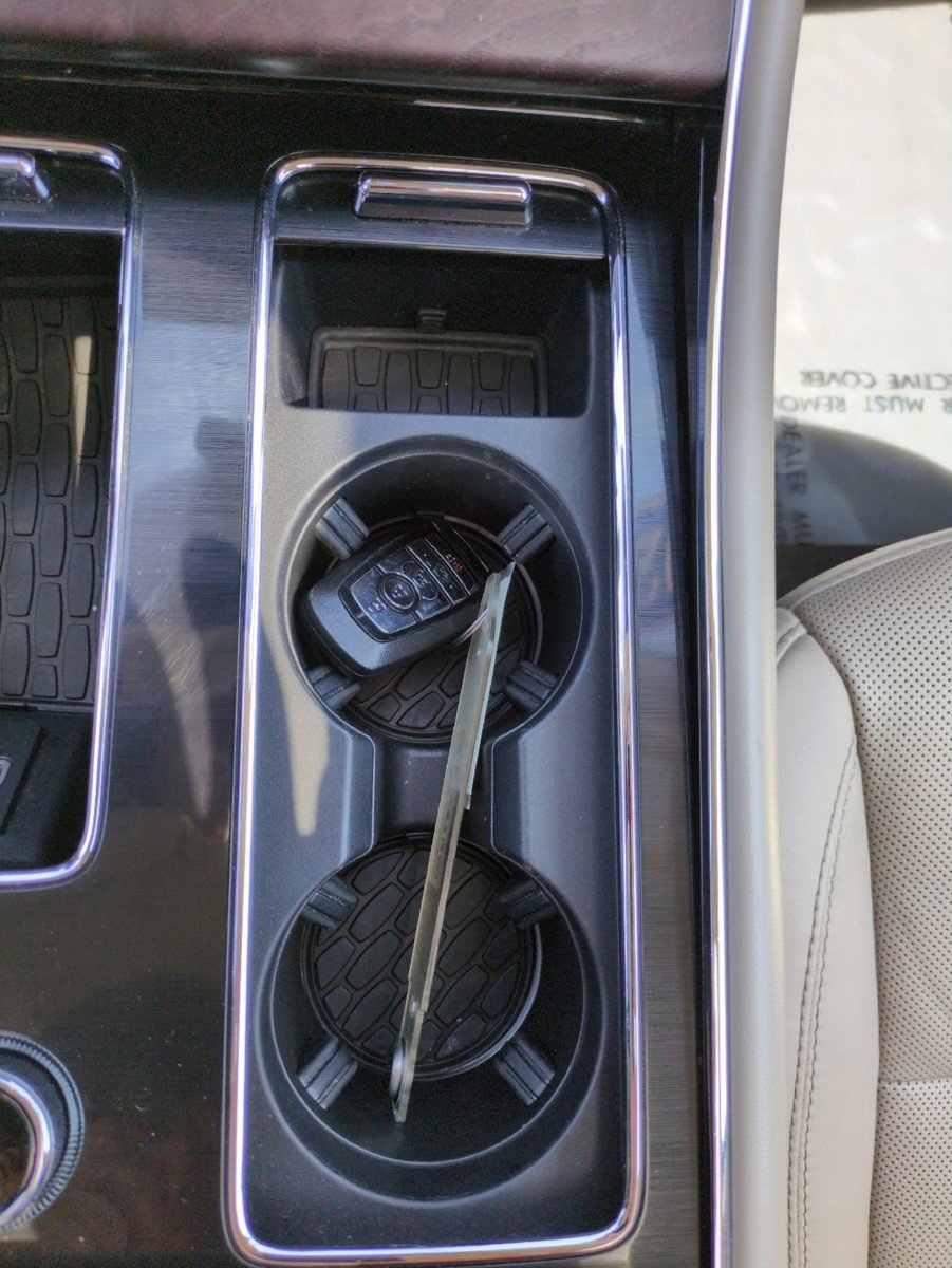 Used 2022 Lincoln Aviator Reserve w/ Equipment Group 201A RWD image 34