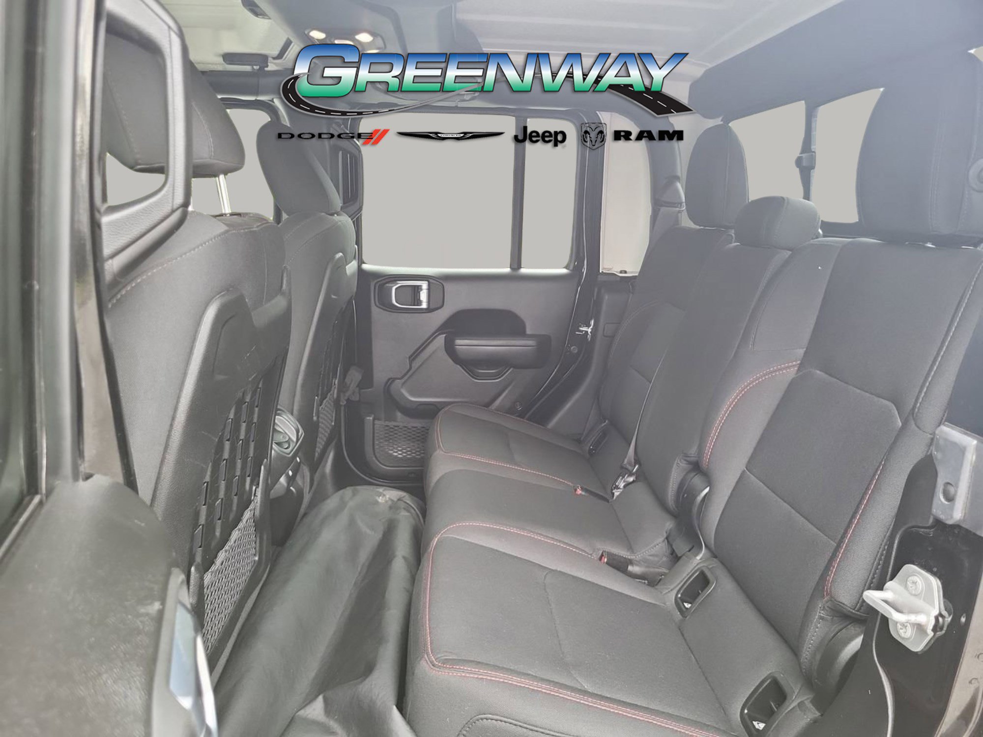 Used 2022 Jeep Gladiator Rubicon w/ Cold Weather Group image 15