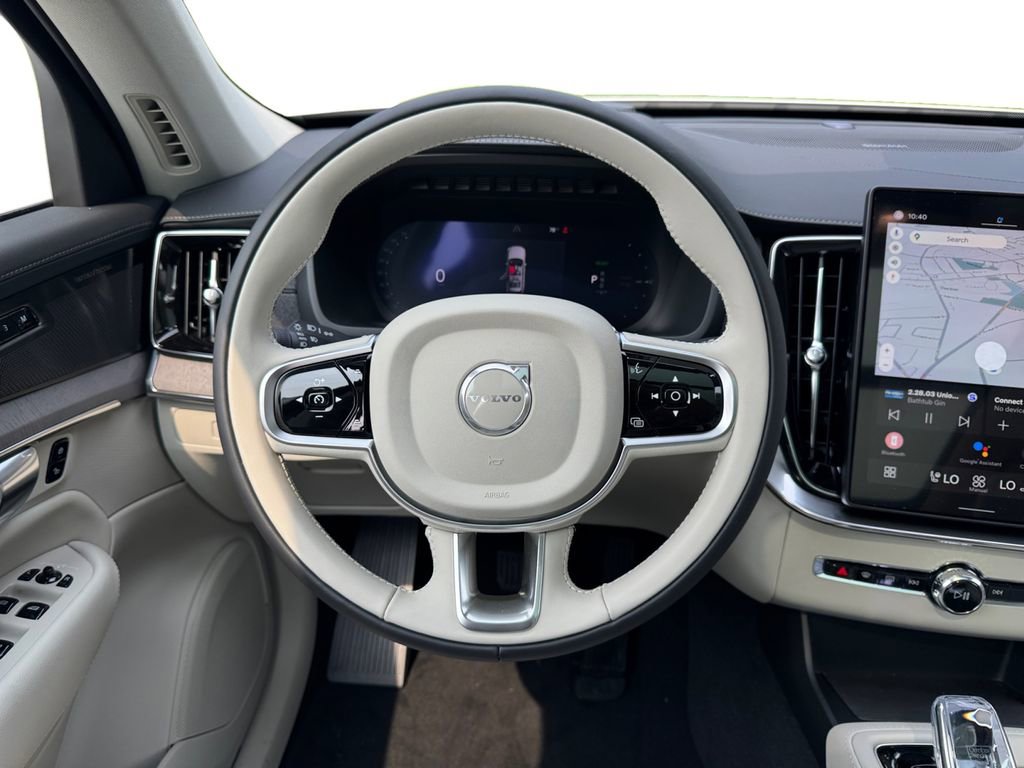 New 2026 Volvo XC90 T8 Ultra w/ Protection Package Premier image 13