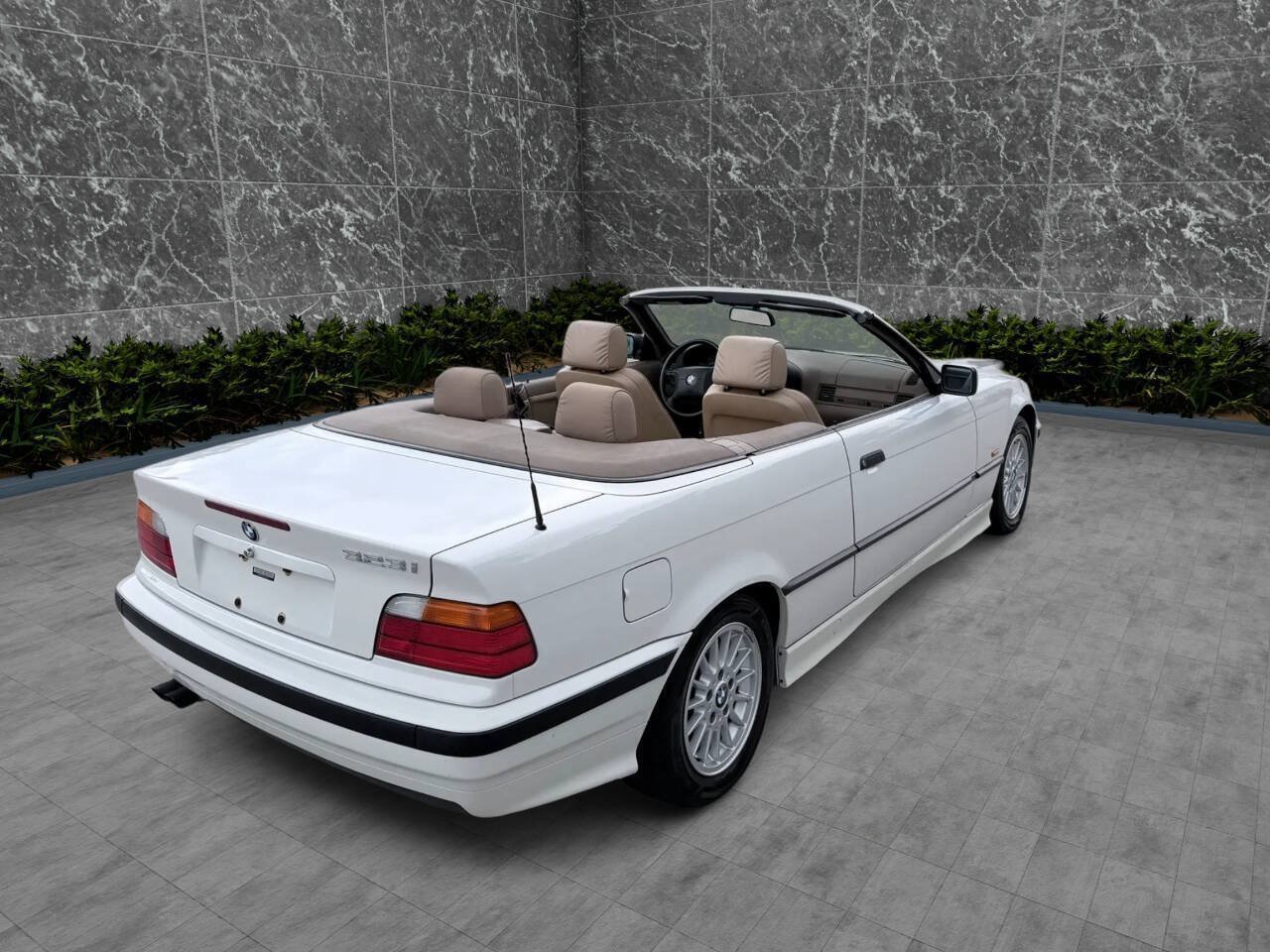 Used 1999 BMW 323i Convertible RWD image 6