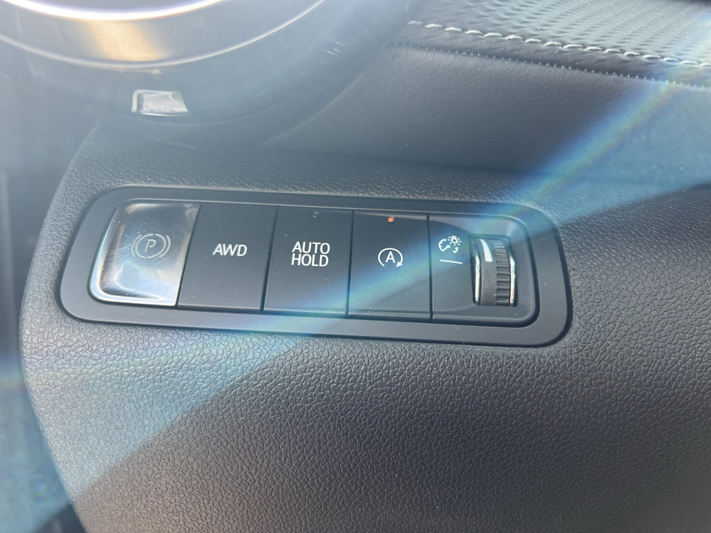 Used 2025 Chevrolet Equinox LT w/ Convenience Package II image 26