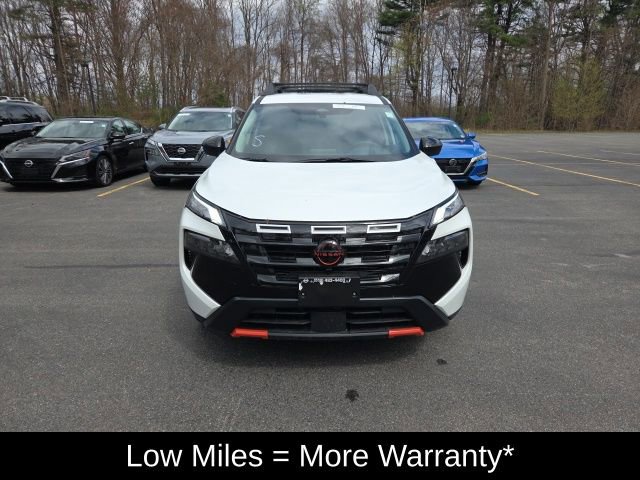 Certified 2025 Nissan Rogue SV AWD/4WD image 10
