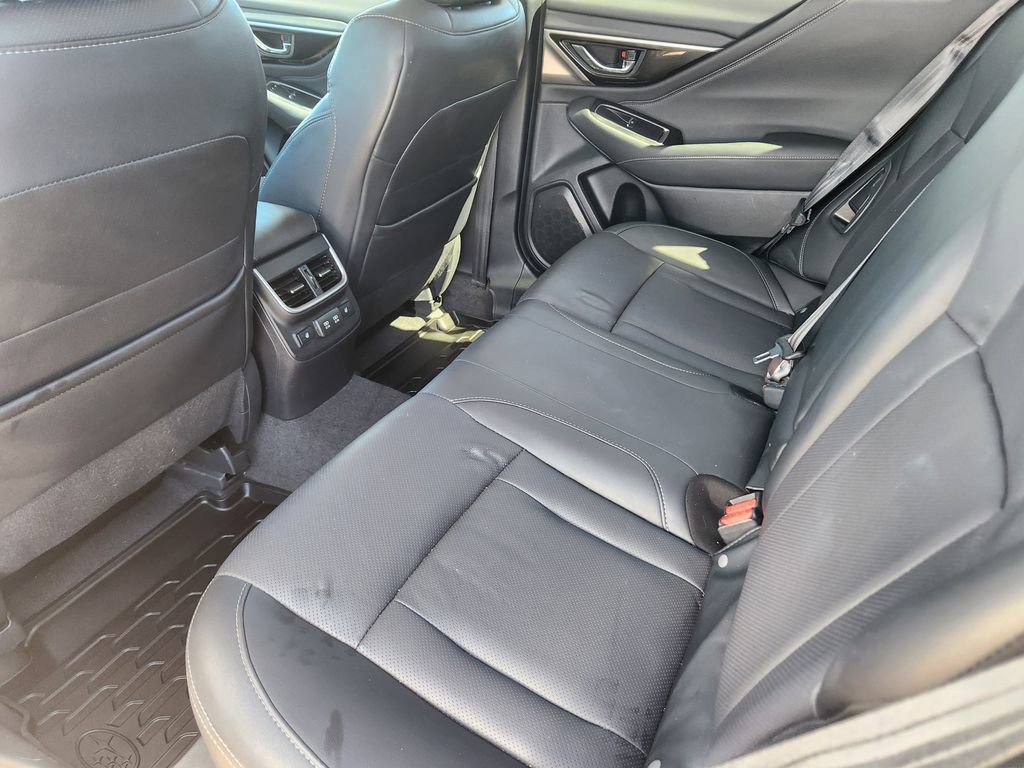 Used 2021 Subaru Outback Limited image 9