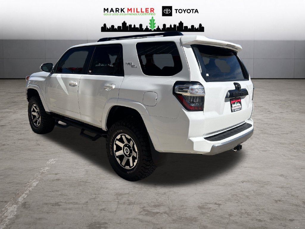 Used 2022 Toyota 4Runner TRD Off-Road AWD/4WD image 3