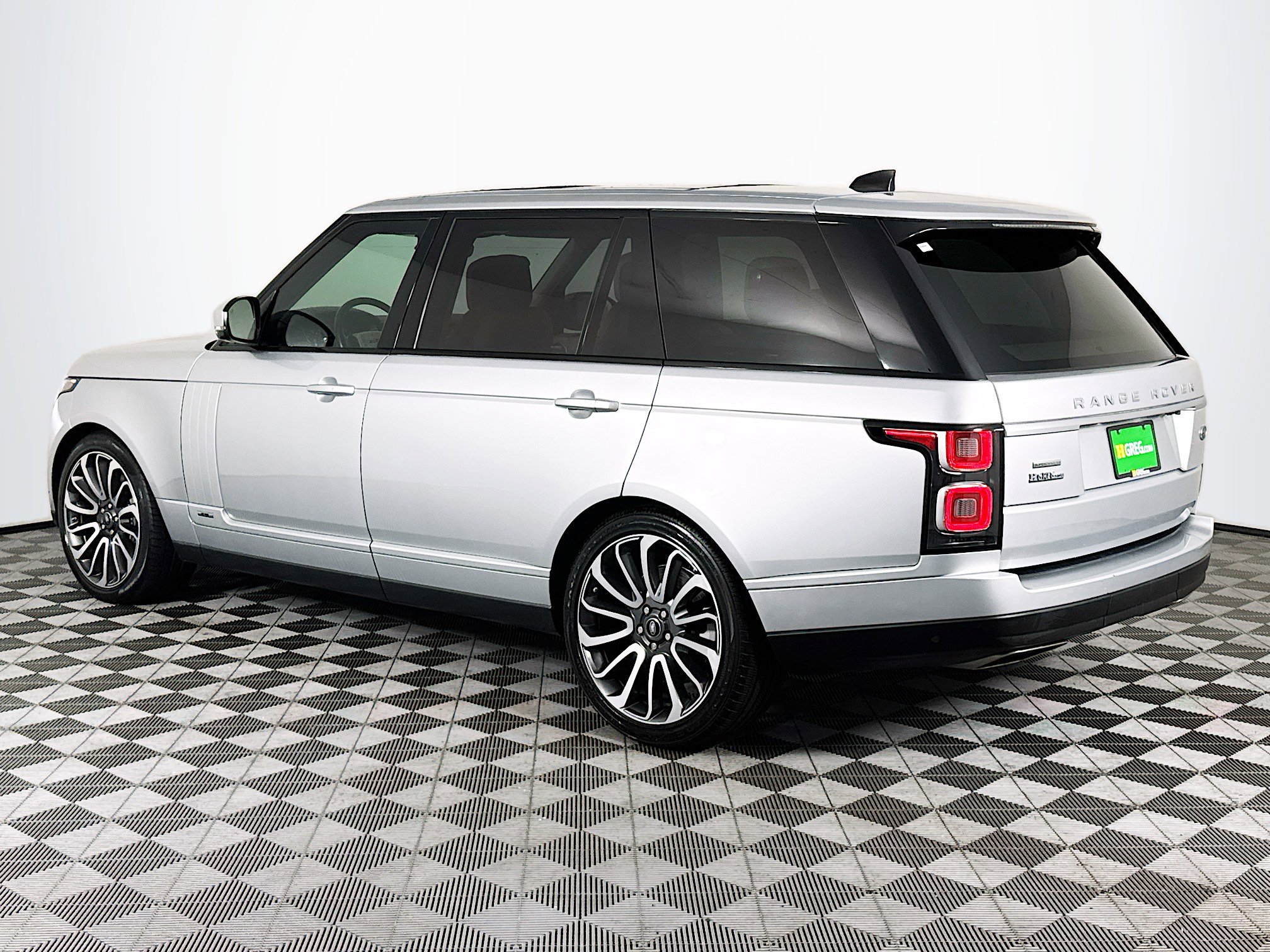 Used 2019 Land Rover Range Rover Long Wheelbase Supercharged AWD/4WD image 6