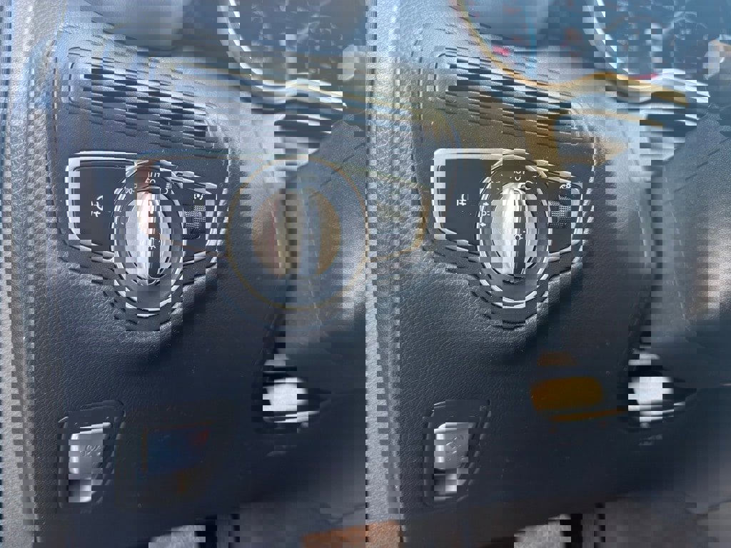 Certified 2022 Mercedes-Benz GLC 300 4MATIC w/ Premium Package Lite image 16