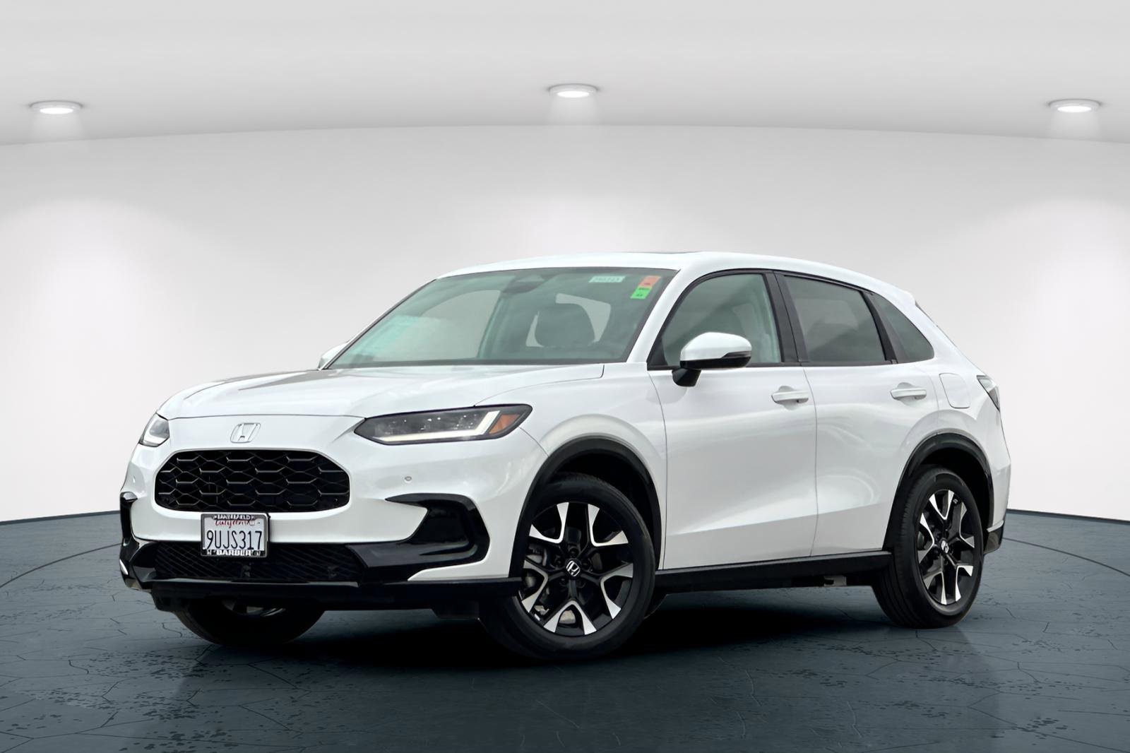 Certified 2026 Honda HR-V EX-L image 2