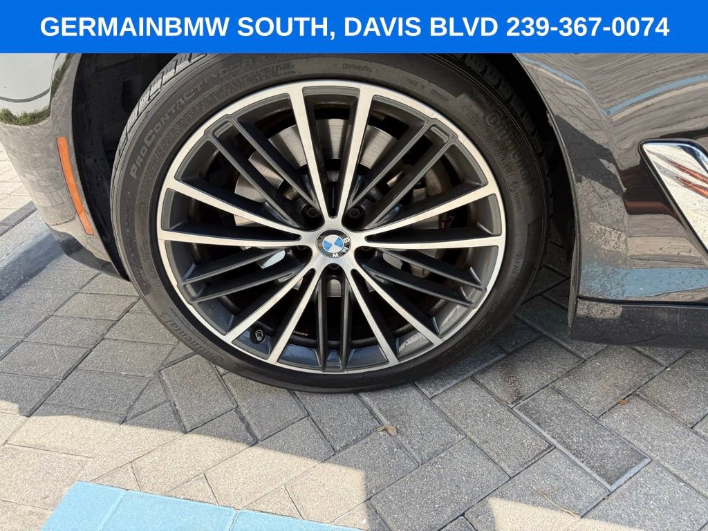 Certified 2022 BMW 530i xDrive AWD/4WD image 7