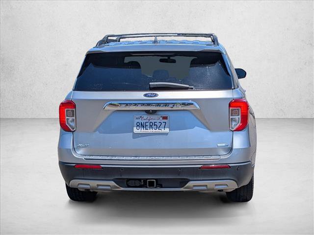 Used 2020 Ford Explorer XLT w/ Equipment Group 202A AWD/4WD image 6