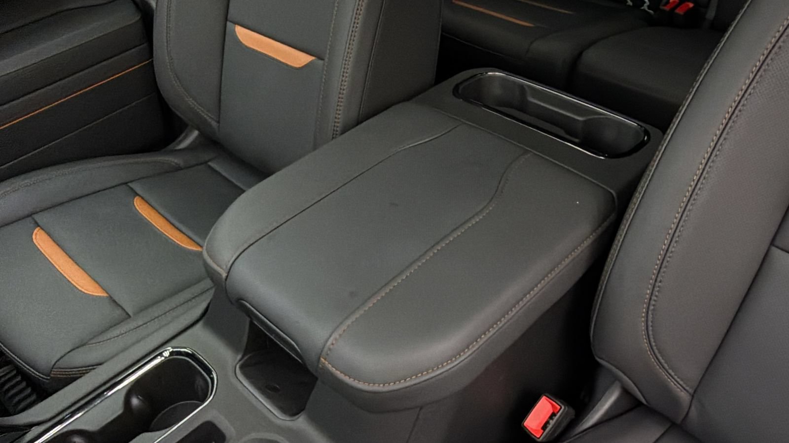 Used 2026 GMC Sierra 1500 AT4 w/ AT4 Premium Package AWD/4WD image 26