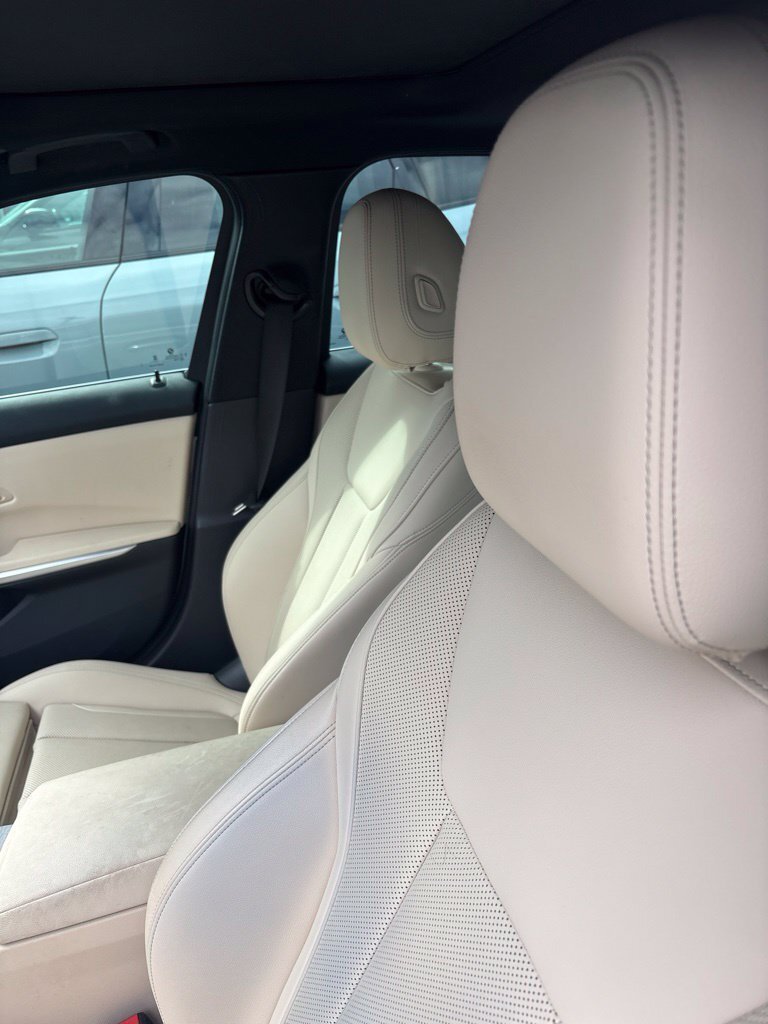 Certified 2024 BMW 330i Sedan w/ Convenience Package RWD image 5
