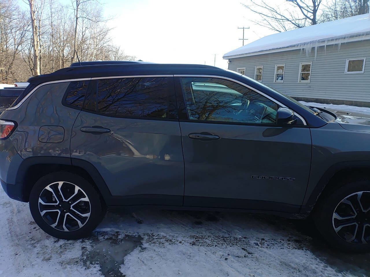 Used 2023 Jeep Compass Limited w/ Sun and Sound Group image 6