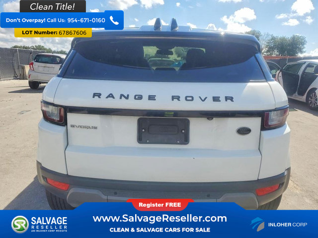 Used 2018 Land Rover Range Rover Evoque SE AWD/4WD image 8