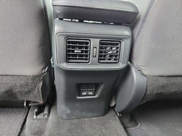 Used 2023 Toyota RAV4 XLE image 30