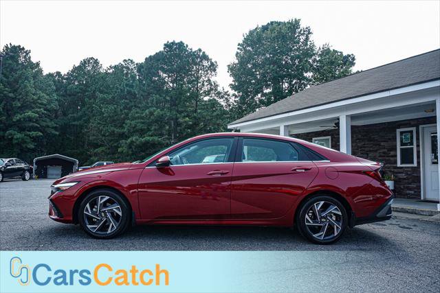 Used 2025 Hyundai Elantra SEL image 8