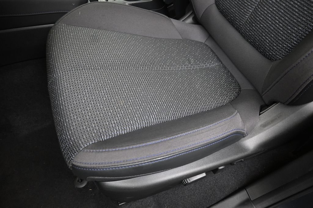 Certified 2025 Subaru Forester Premium AWD/4WD image 23