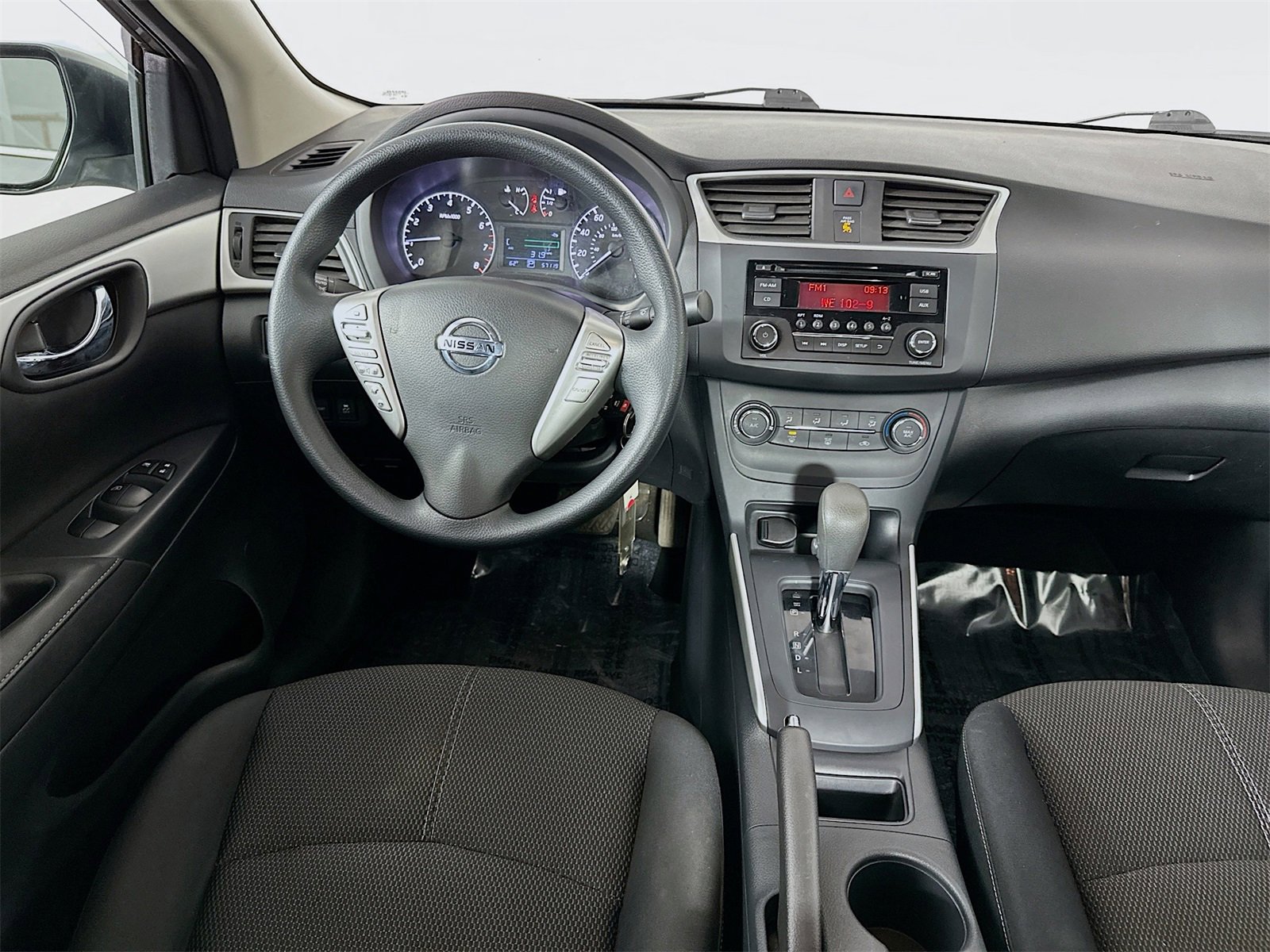 Used 2017 Nissan Sentra S image 19