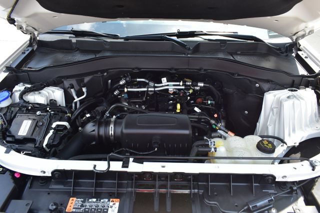 Used 2023 Ford Explorer XLT AWD/4WD image 49