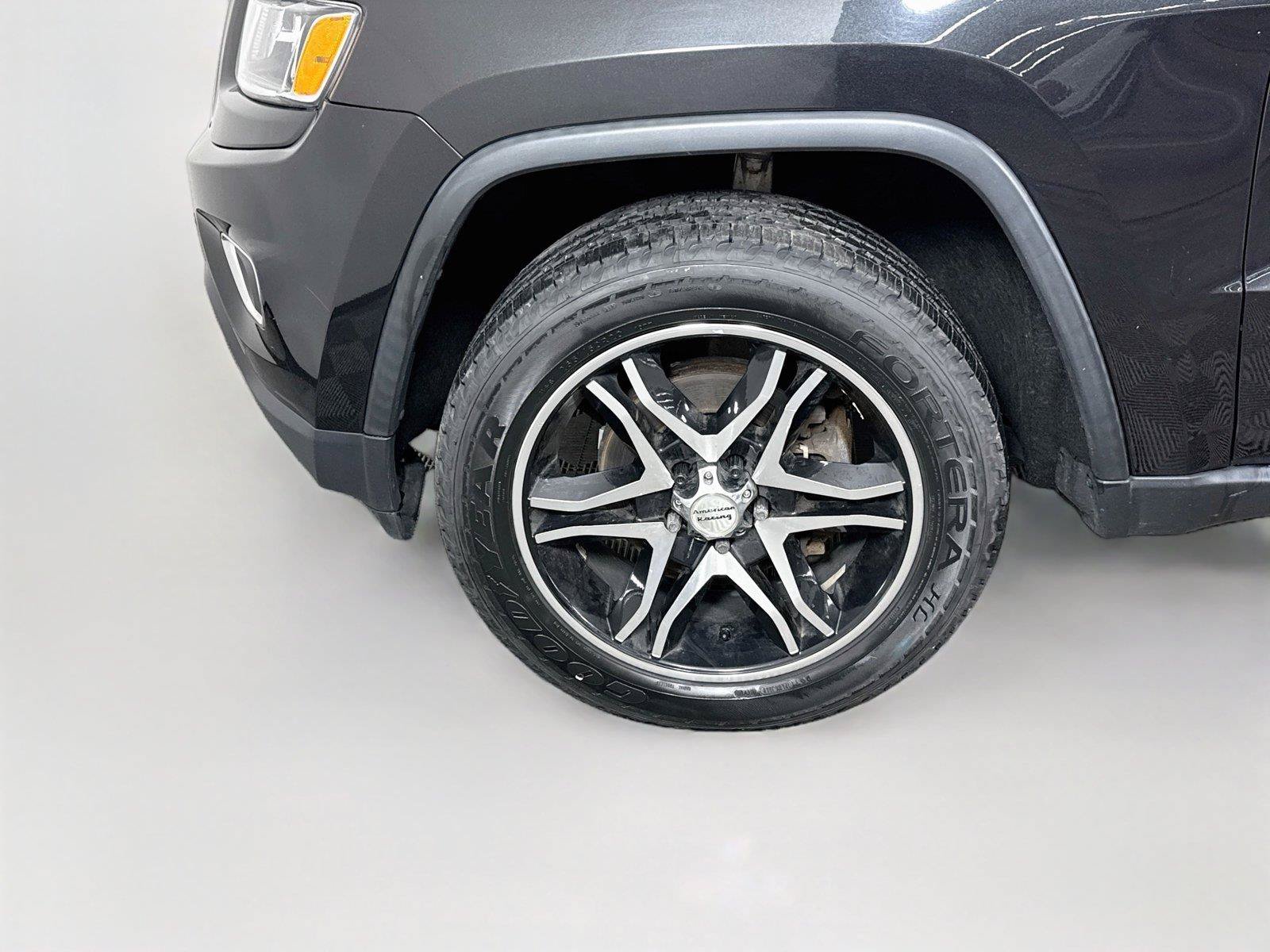 Used 2016 Jeep Grand Cherokee Limited AWD/4WD image 25