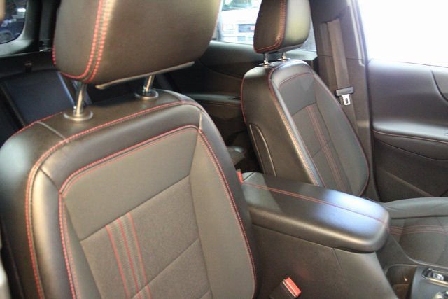 Used 2022 Chevrolet Equinox RS AWD/4WD image 11