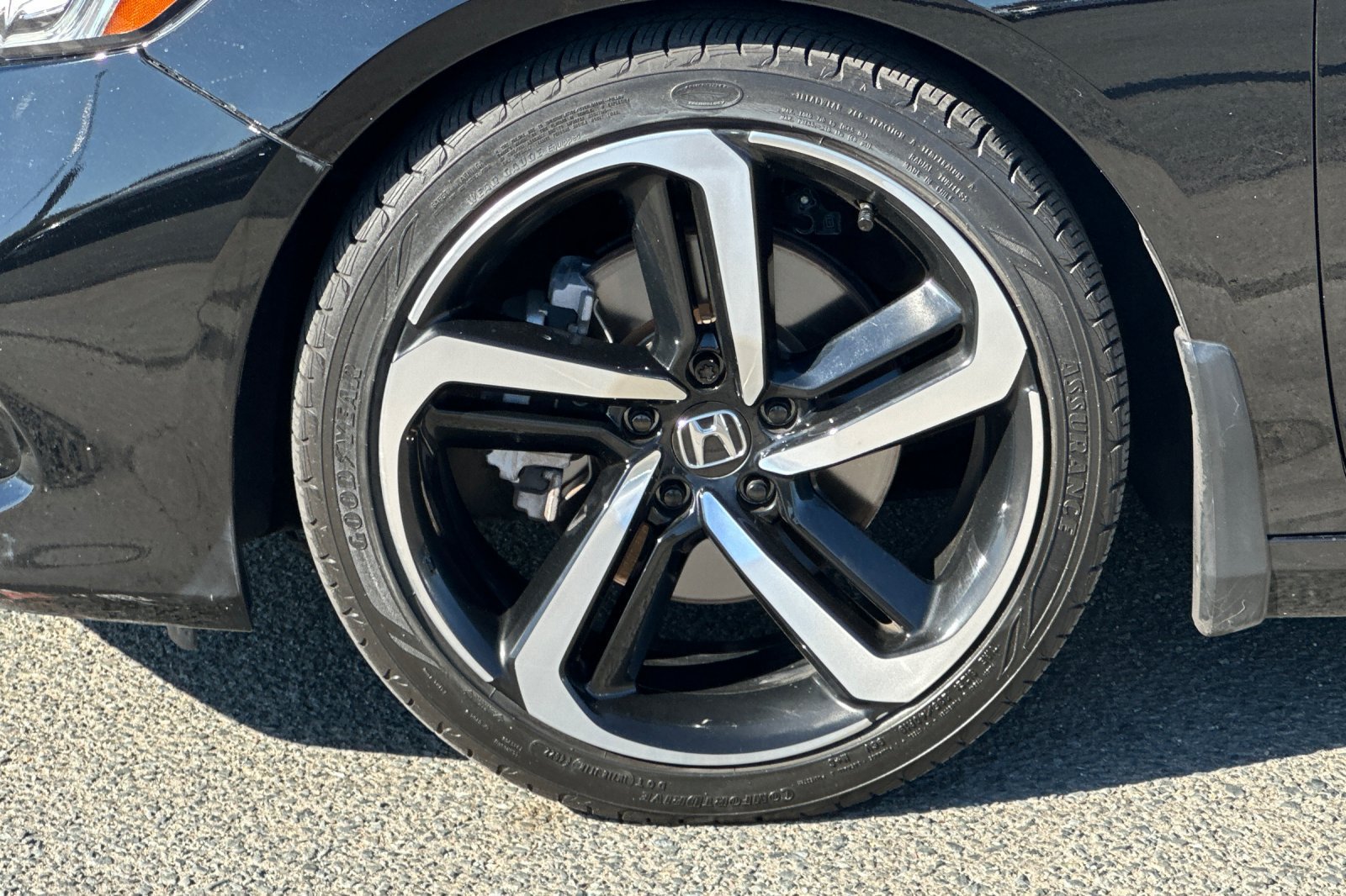 Used 2022 Honda Accord Sport image 25