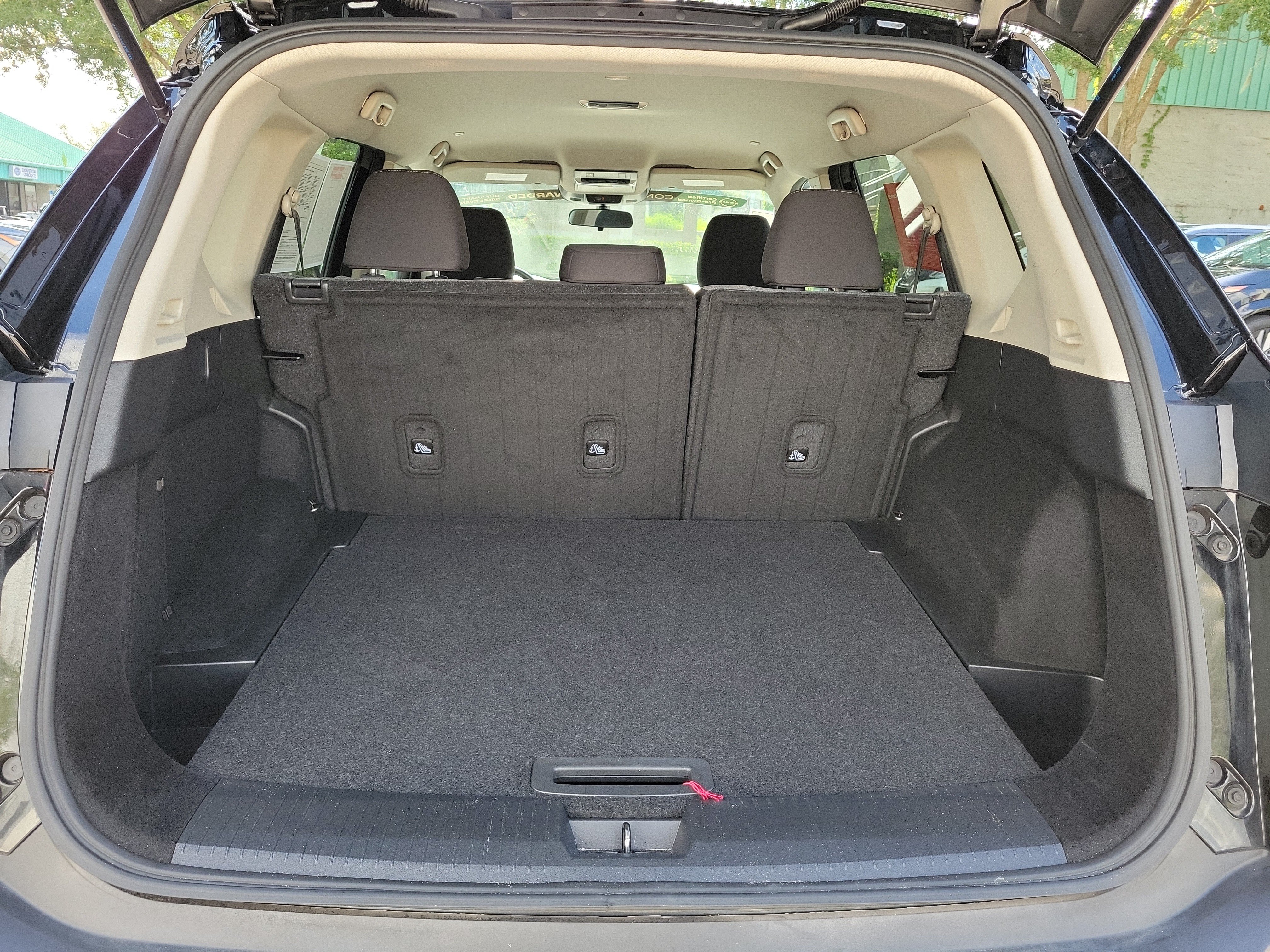 Certified 2023 Nissan Rogue SV FWD image 11