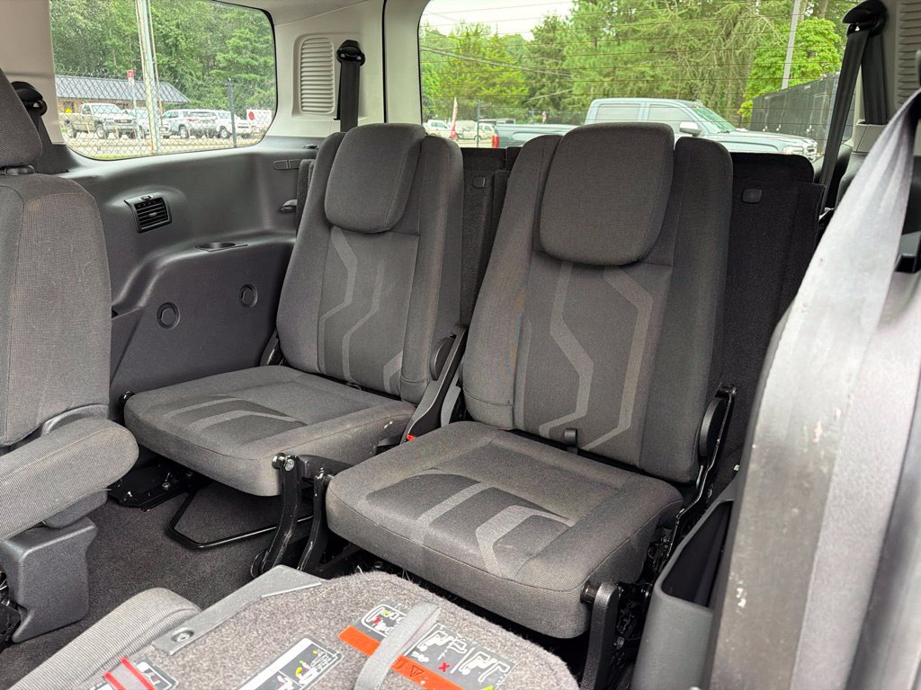 Used 2016 Ford Transit Connect XLT FWD image 21