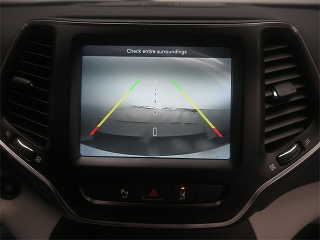 Used 2022 Jeep Cherokee Latitude Lux w/ Sun & Sound Group image 18