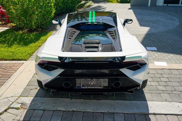 Used 2023 Lamborghini Huracan Tecnica RWD image 22