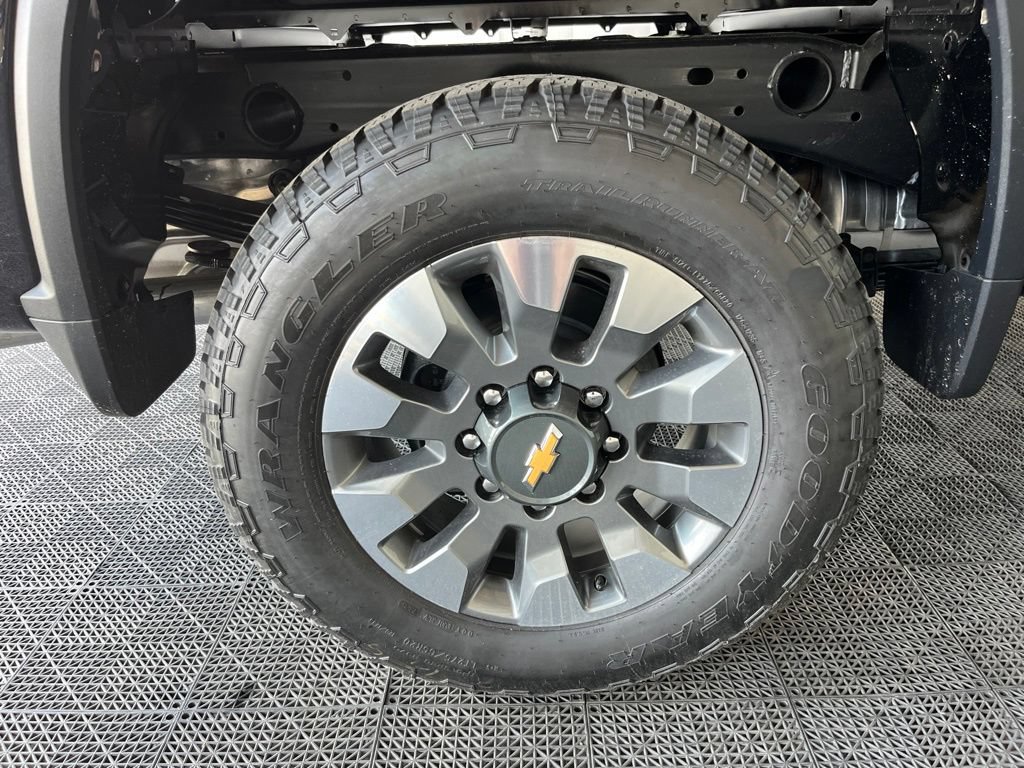 New 2026 Chevrolet Silverado 2500 Custom w/ Custom Value Package AWD/4WD image 22