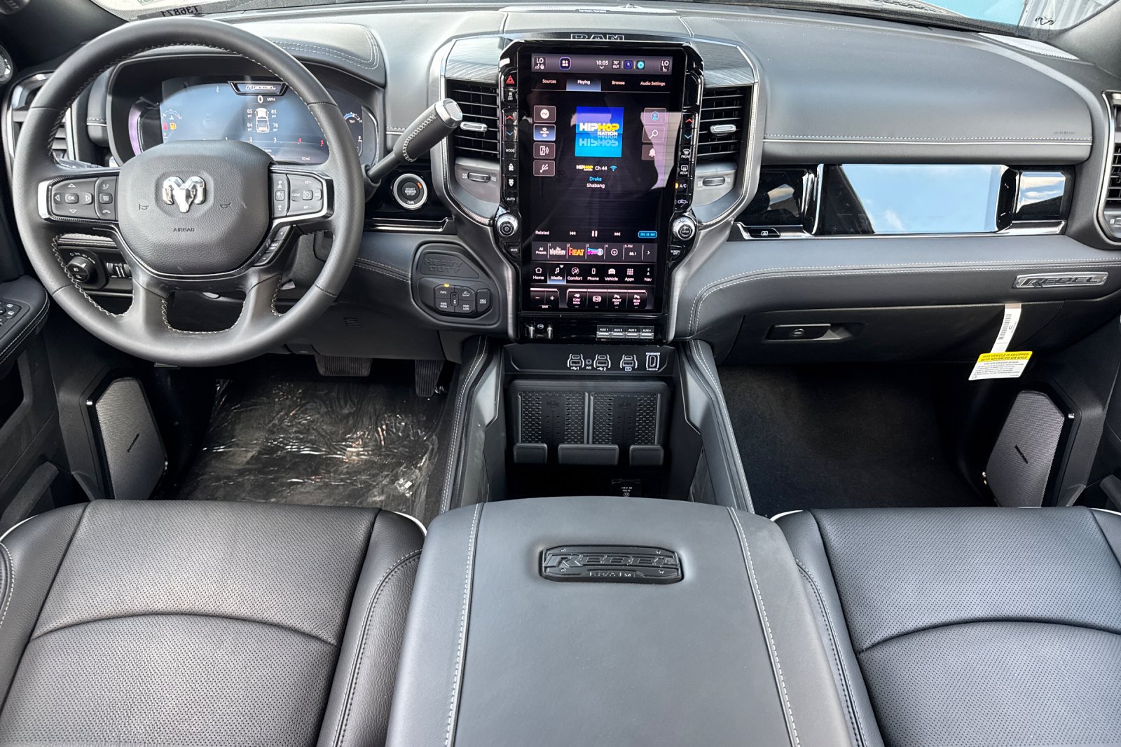 New 2027 RAM 1500 Laramie w/ Night Edition AWD/4WD image 12
