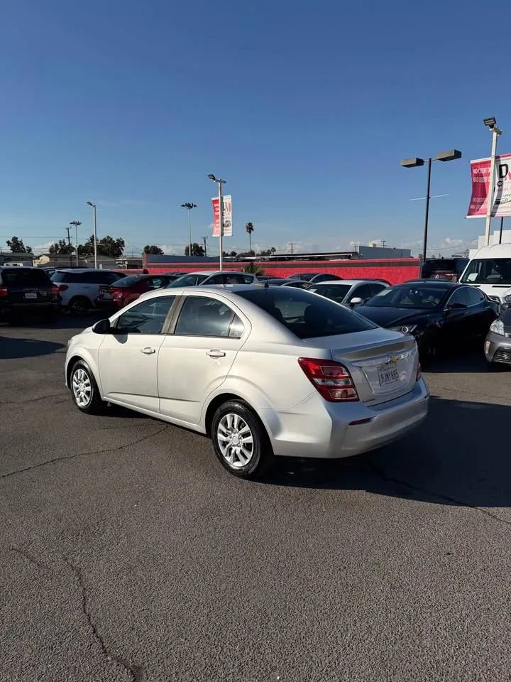 Used 2018 Chevrolet Sonic LS image 3